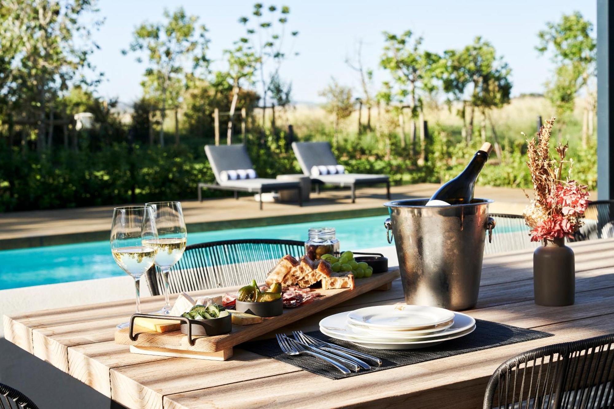Vergenoegd Loew Boutique Hotel & Spa Cape Town Exterior foto