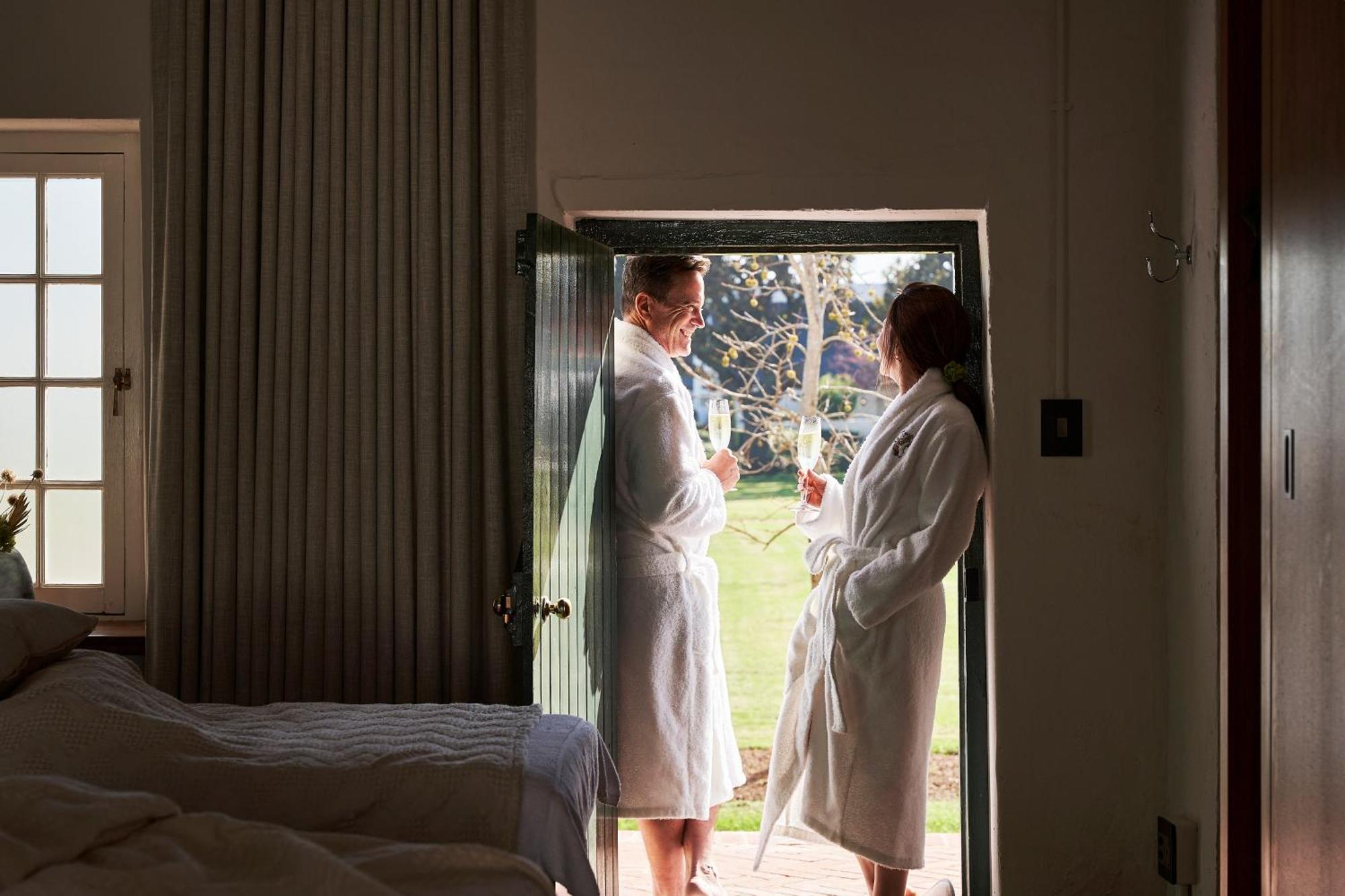 Vergenoegd Loew Boutique Hotel & Spa Cape Town Exterior foto